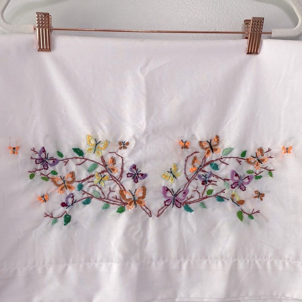New hand stitched white/orange butterfly embroidered standard pillowcase s…